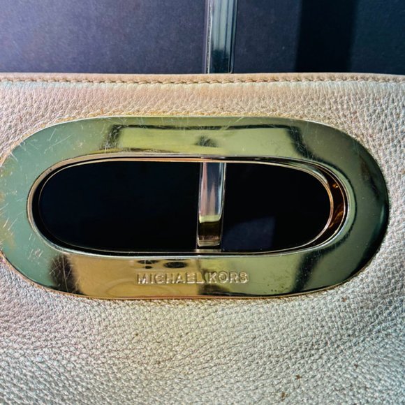 Michael Kors Gold Pebbled Leather Berkley Clutch - Picture 8 of 9